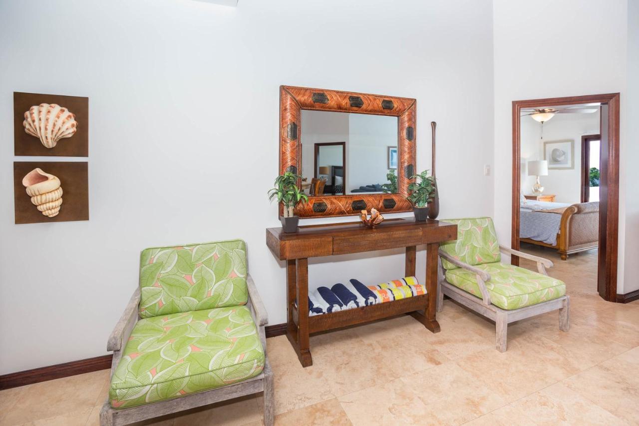 Pristine Bay Villa 1304 With Large Pool - 3 Bedroom Condo French Harbour Екстер'єр фото